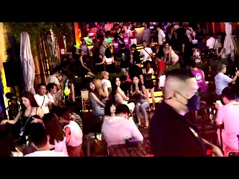 Crazy Monday 17/11/2022 in Khaosan Road Bangkok