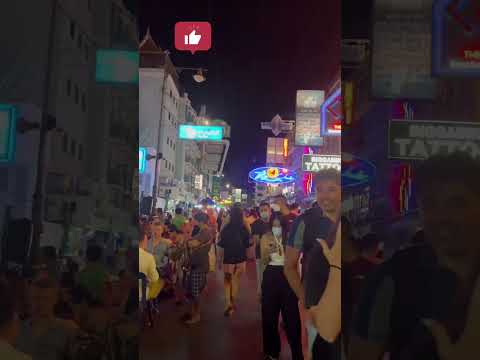 Famous khaosan road in bangkok ❤️❤️🔥🔥🔥😍 #shorts #shortsyoutube #shortsviral #khaosan