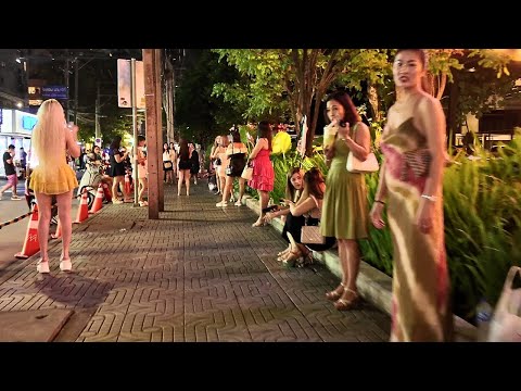 Nana Plaza Boom Boom Freelancers 2024, Sukhumvit Soi 4 Nana Updated Sunday October 16, 2024.