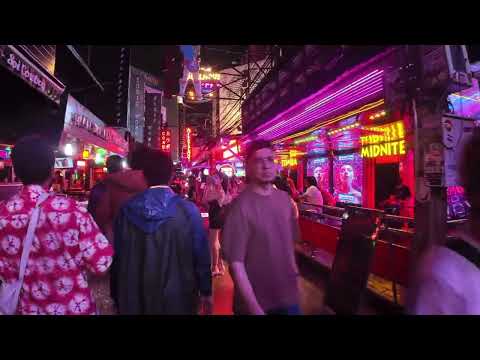 4K sukhumvit i was attacked in Soi Cowboy! Thai girls attacked me with an umbrella. Night walk