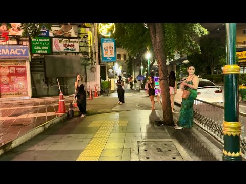 Bangkok Night Street walking #bangkok #streetwalk #nightwalk #girls #hotshorts #foryou #foryoupage